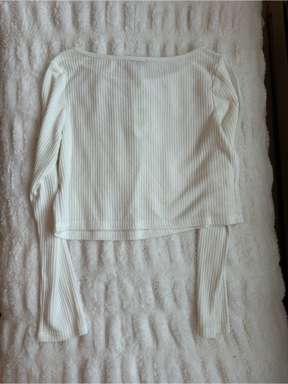 Edikted Teddy Cropped Waffle Top in White Size M - Picture 6 of 7